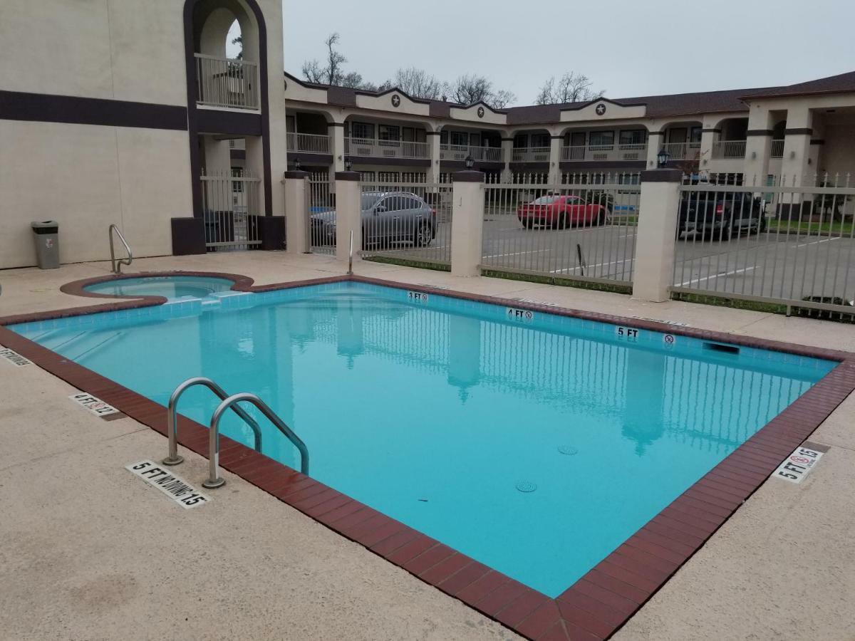 Homebridge Inn And Suites Beaumont Exterior foto